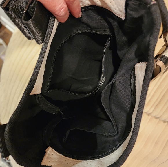 Crossbody Haute Shore Neoprene white with camel and black - Picture 4 of 5